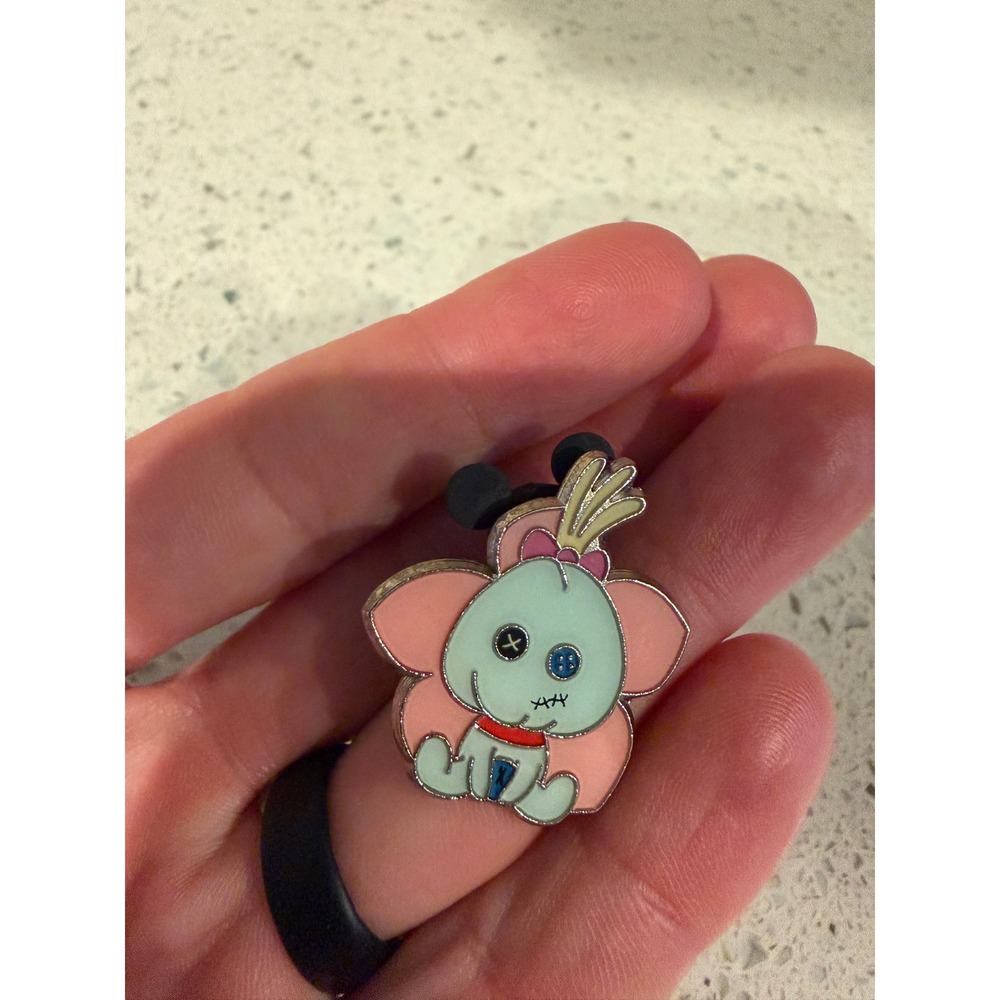 Scrump Lilo & Stitch Pink Flower Individual Disney Park Trading Pin